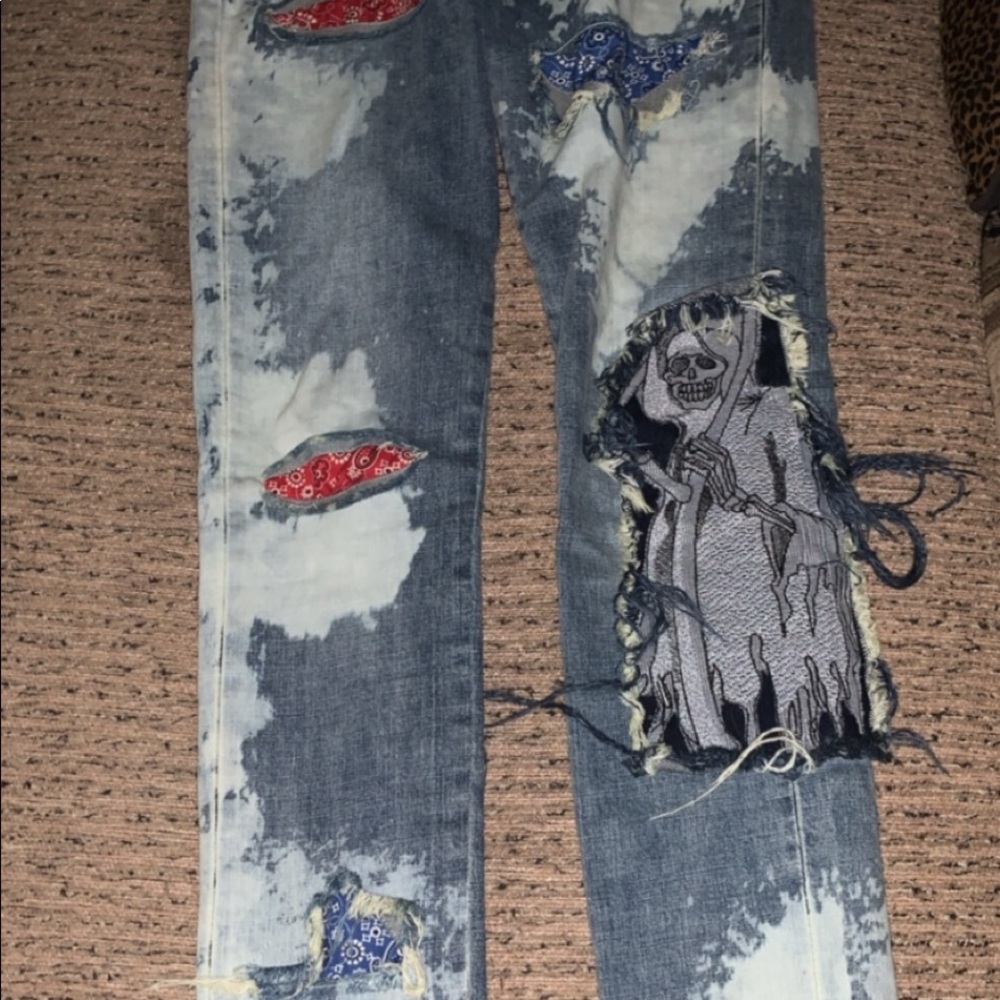 MNML skeleton denim